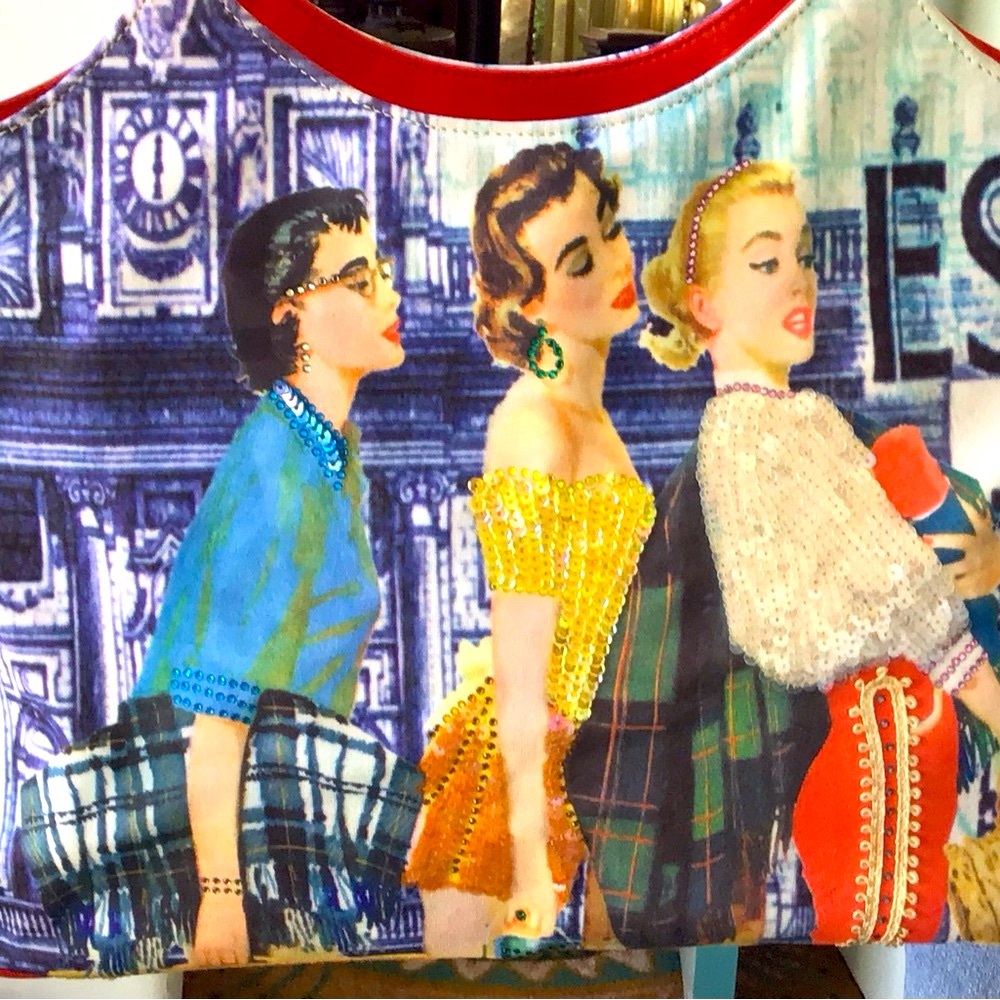 Isabella Fiore Rare 3 Girlfriends Shopping at Posh Party!